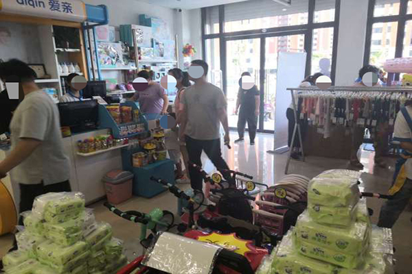 进口母婴加盟店1