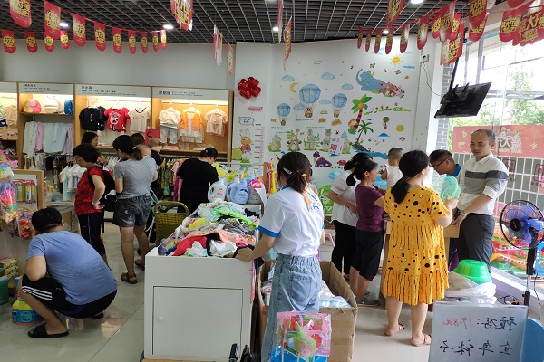 母婴店2