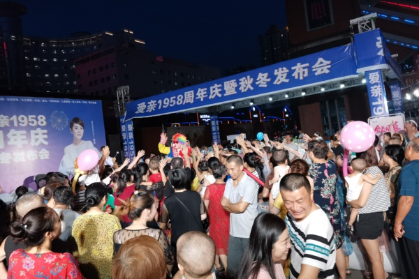 开奶粉店如何进货2