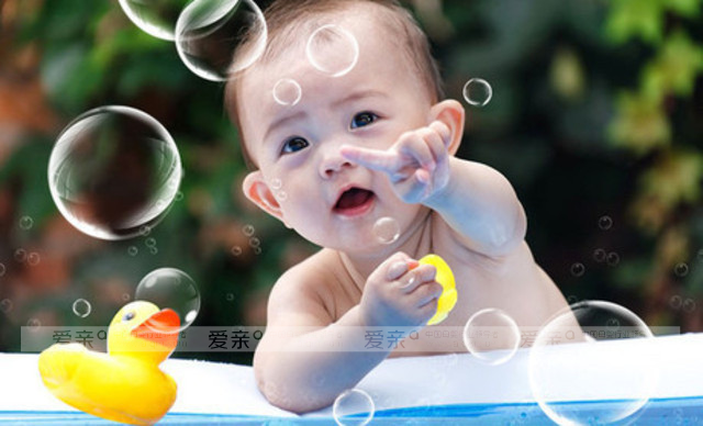 婴幼儿游泳市场空白  母婴商家抓准机遇创造财富