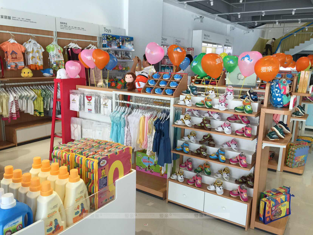 母婴店加盟