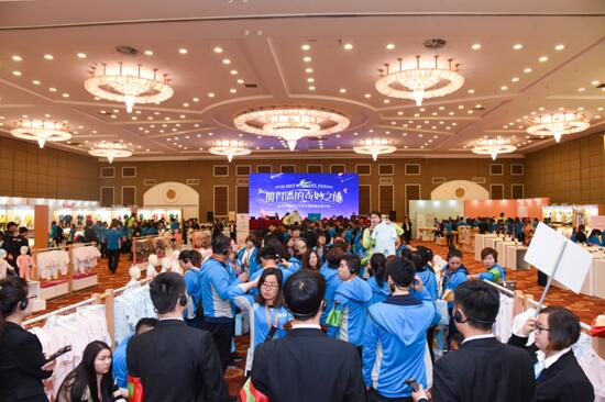 爱亲订货会爱亲贝贝服纺受欢迎