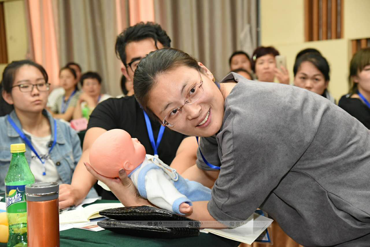 加盟商现场学习水育知识