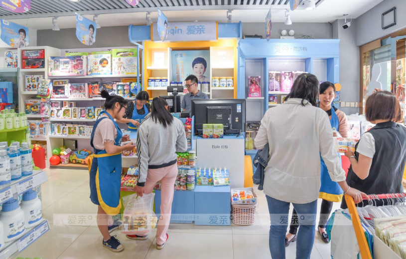 毕业大学生适合做母婴店加盟吗？