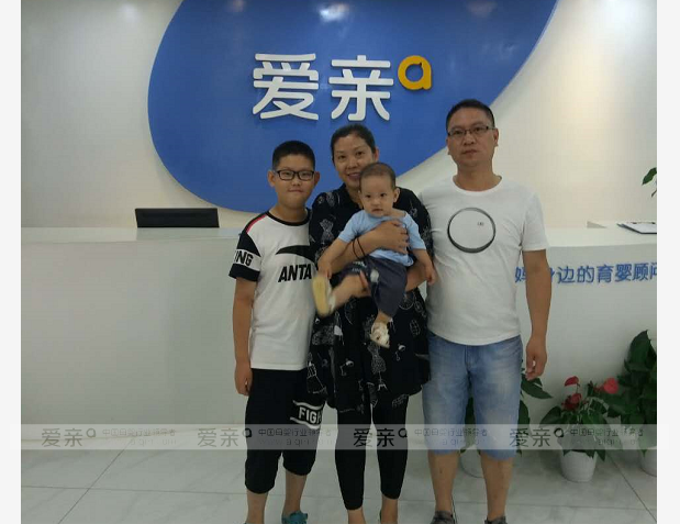 热烈庆祝河北承德徐先生加盟爱亲母婴！预祝生意兴隆！
