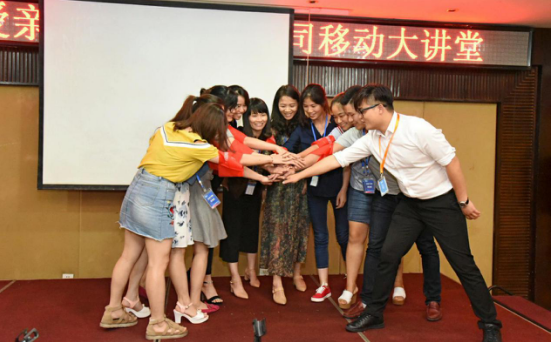 差异化工具破营销难题——爱亲移动大讲堂南昌站