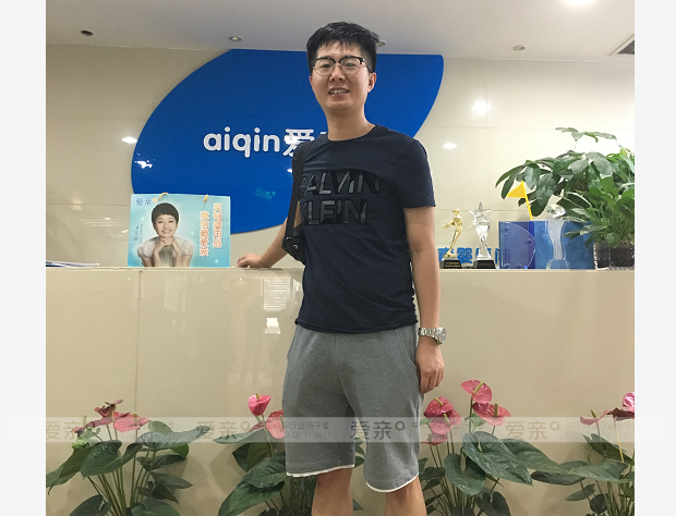 热烈庆祝陕西咸阳刘先生加盟爱亲母婴！预祝生意兴隆！