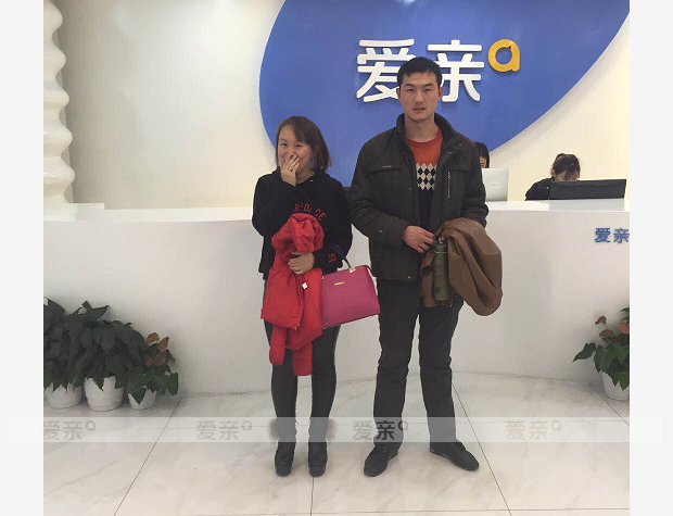 热烈庆祝晋中朱女士加盟爱亲母婴！预祝生意兴隆！
