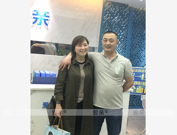 热烈庆祝重庆赖先生加盟爱亲母婴！预祝生意兴隆！