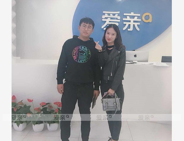 热烈庆祝河北王女士加盟爱亲母婴！预祝生意兴隆！