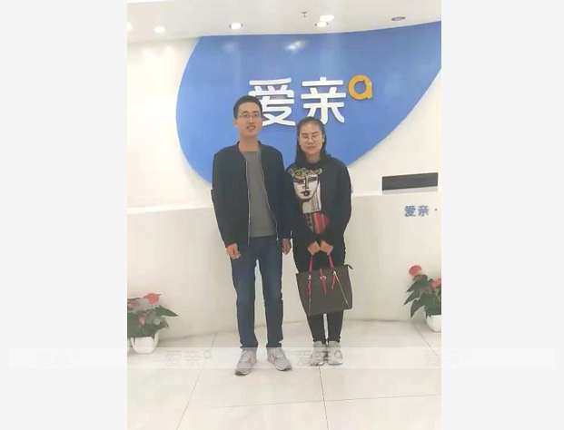热烈庆祝内蒙赵女士加盟爱亲母婴！预祝生意兴隆！
