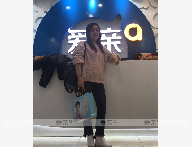 热烈庆祝湖南秦女士加盟爱亲母婴！预祝生意兴隆！