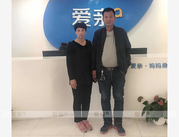 热烈庆祝河北连女士加盟爱亲母婴！预祝生意兴隆！