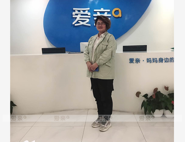 热烈庆祝河南武女士加盟爱亲母婴！预祝生意兴隆！